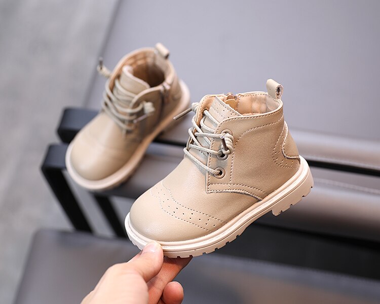 Bambini martino stivali 2020 di inverno delle ragazze morbide scarpe con la suola del piede più caldo scarpe dei ragazzi 1-3 anni vecchia versione Coreana dello stile Britannico: Cachi / 22