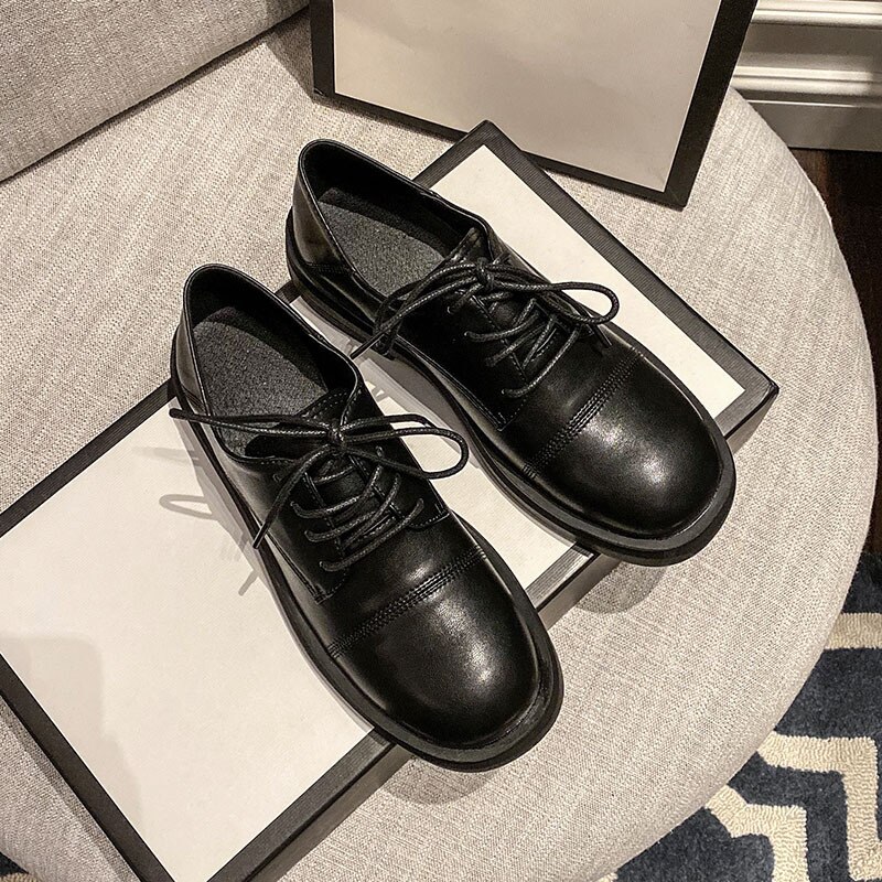Zapatos oxford de punta cuadrada de famosa , zapatos de mujer con cordones, plataforma de tacón grueso, zapatos planos de cuero, estudiantes británicos con cordones, zapatos brogue