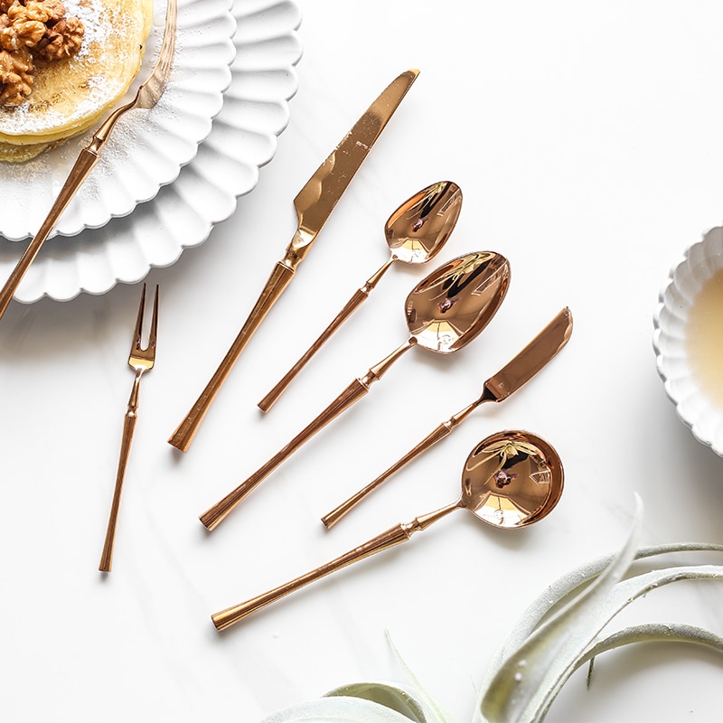 Ensemble de couverts en acier inoxydable or rose brillant, outils en acier inoxydable, excellents accessoires de cuisine cuillère avec boîte à déjeuner couteau et fourchette