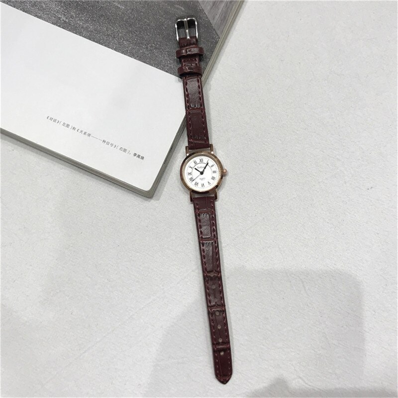 Vintage retro klockor kvinnor casual små dam armbandsur kvaliteter roma skala bambu knut läder kvinna klocka