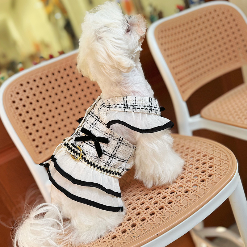 Spring/Summer Pet Checkered Strap Skirt Cute Dress Dog/Cat Clothing Style Traction Set with Traction Rope Dog Harness Puppy