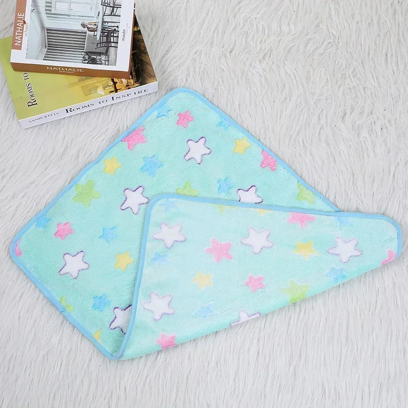 Manta para conejillo de indias para hámster, artículo para mascotas pequeñas, cama suave y cálida, estera para dormir, almohadilla polar de franela para conejo, erizos, accesorios para hámster