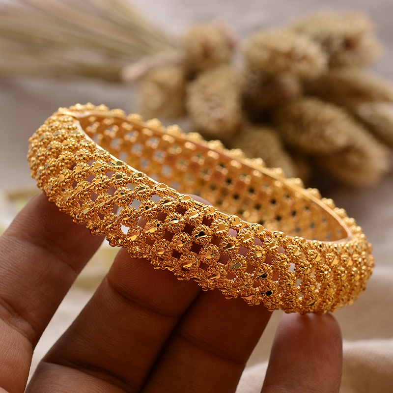 Neue Frankreich Gold Farbe Armreifen für Frauen Männer Blume Können Öffnen Armbänder: Nachgemachter Rhodium überzogen