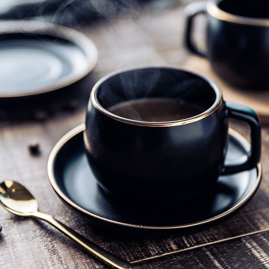 Keramiek Koffie ontbijt water Kop En Schotel Zwart Gepigmenteerde Porselein Thee Cup Set Met Rvs 304 Lepel beste cadeau
