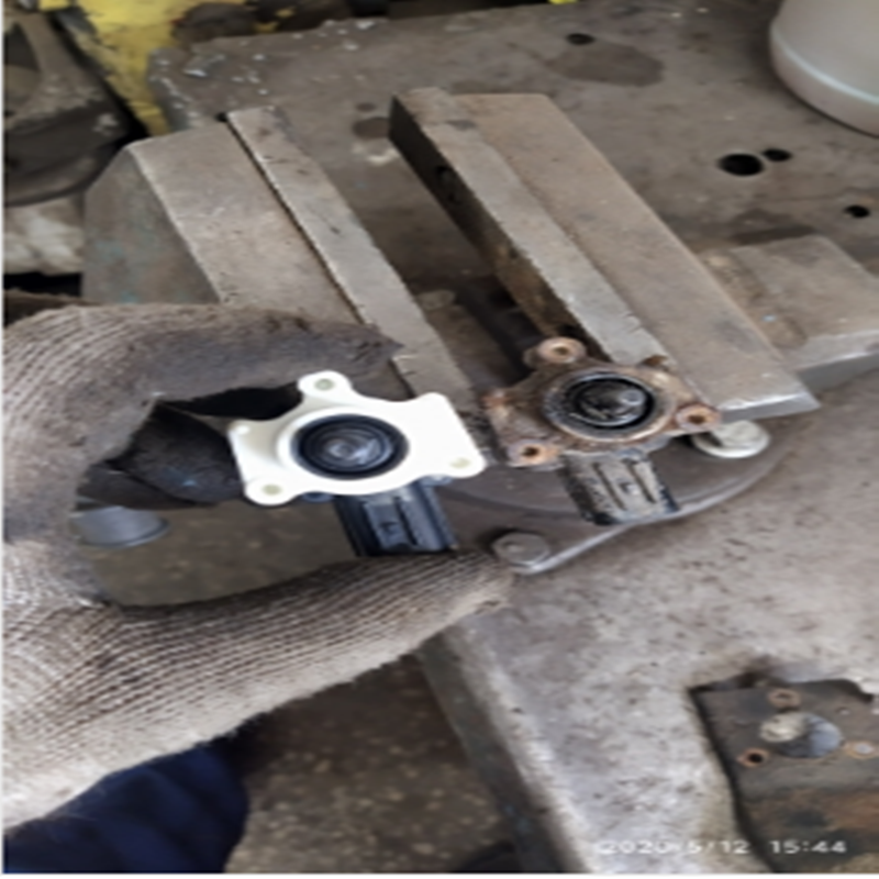 Car Headlight Level Sensor Body Height Sensor For Suzuki / Vitara Grand Vitara / Mitsubishi Pajero 8651A065