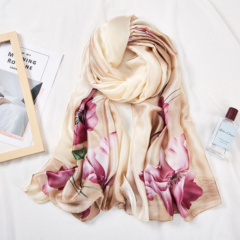 Langt sjal rosa skjerf for kvinner blomstertrykk silke store hijab skjerf kvinne 180*90cm halsduk solkrem skjerf for damer: Gul