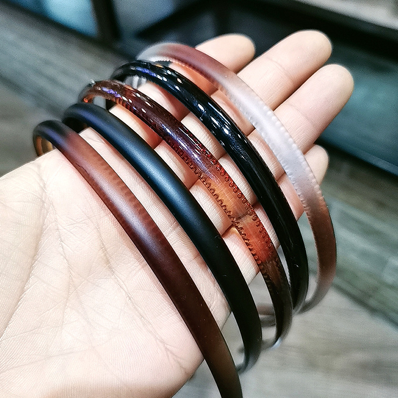 Frauen Klassische Schwarz Braun Kunststoff Stirnbänder Dünnen Klar matt Helle Farbe Haarbänder Nicht-Unterhose Haar Band Für Höhle Täglichen Verschleiß