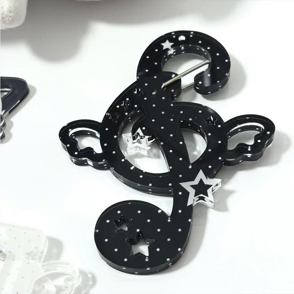 llavero de nota musical de resina para bolsos, bolso , dijes, colgante para bolso, colgante para teléfono Ins, mochila, adorno colgante, llavero con lazo: Rosa fuerte