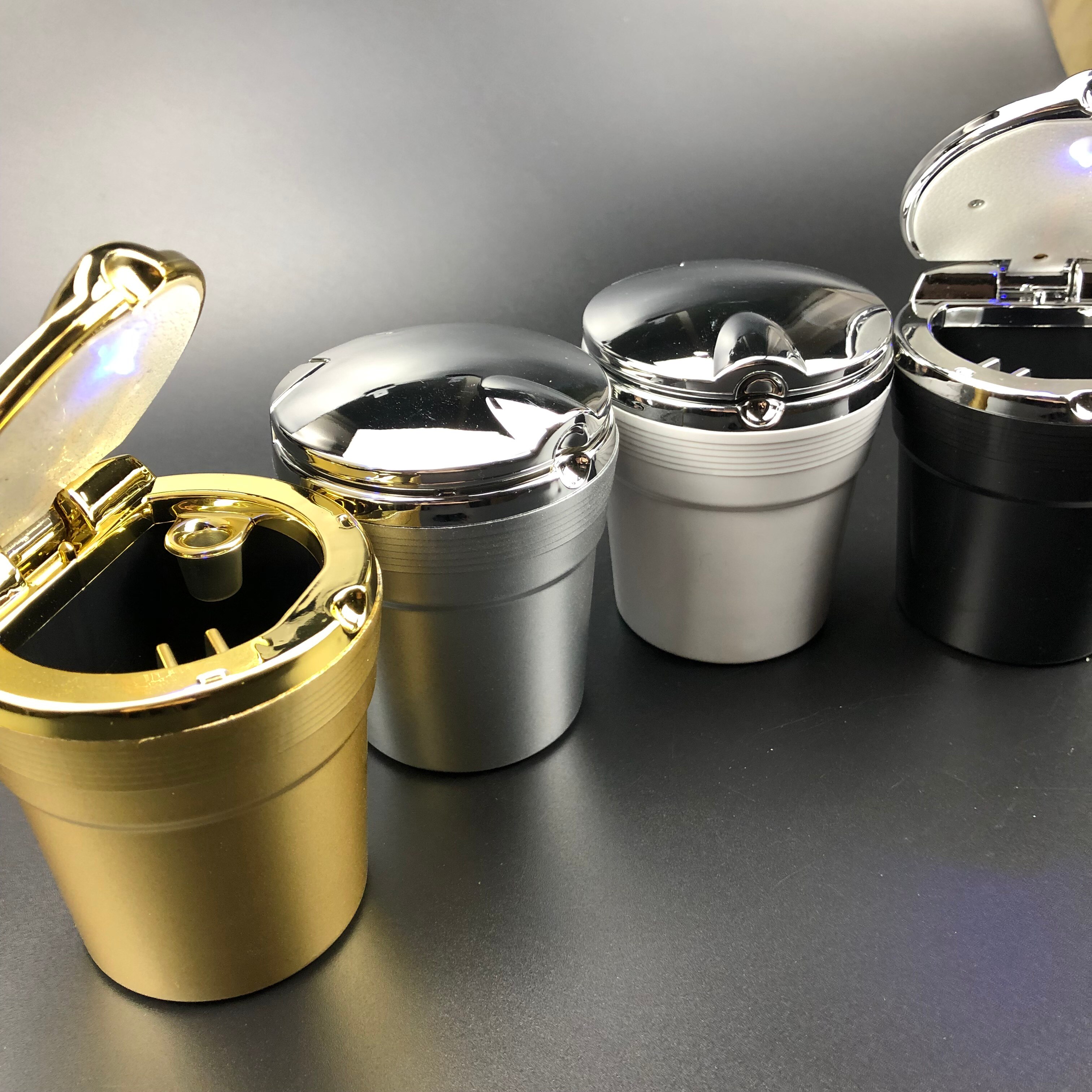 auto Posacenere con portato Blu Luce per Nissan Teana ALTIMA X-sentiero Qashqai Livina Sentra Sylphy Tiida Soleggiato Marzo murano Dayz IMx