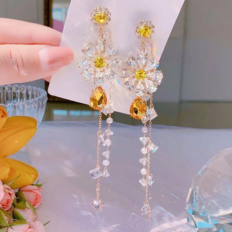 Nuevos exagerados de MENGJIQIAO, pendientes largos elegantes con flores amarillas de cristal y perlas, Pendientes colgantes para mujeres y niñas, joyería para fiestas: yellow