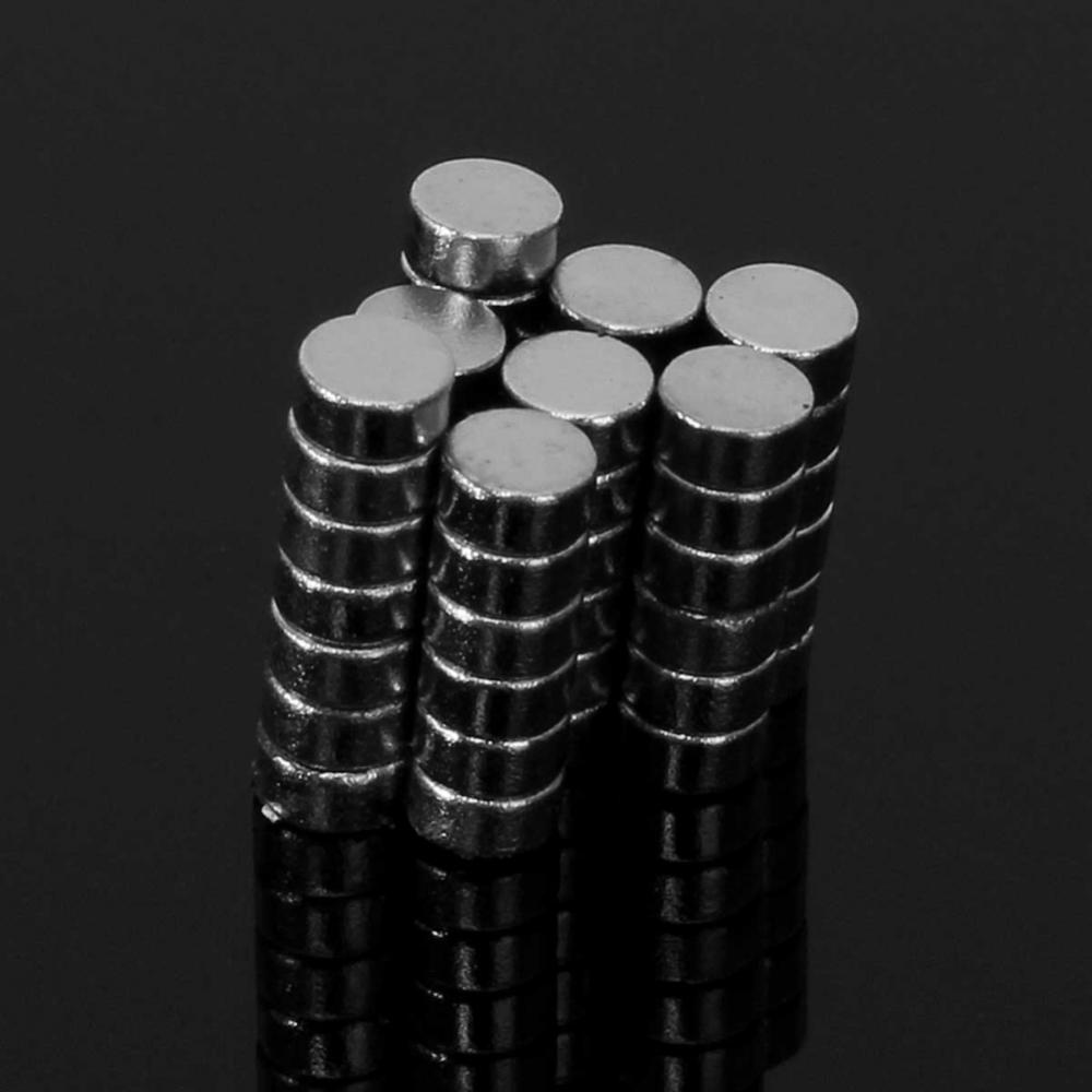 50Pcs N52 3X1.5Mm Ronde Cilinder Super Sterke Zeldzame Aarde Diy Neodymium Magneten Koelkast Ambachten Voor Akoestische veld Elektronica