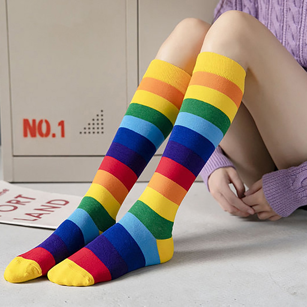 Sokken Gestreepte Lange Sokken Regenboog Stapel Heldere sokken zachte Warme Dij Hoge Sokken Voor Dames Meisjes Mode Gestreepte Knie sokken