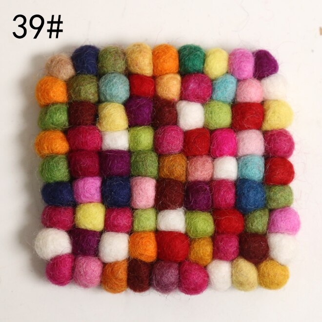 Set de table, boule en feutre en laine 10cm, 4 pièces, boules en feutre isolant thermique: E