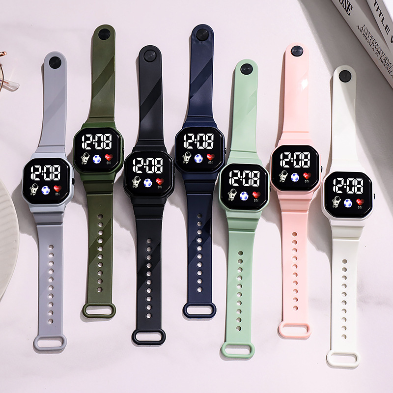 Reloj deportivo para niños, relojes digitales LED, correa de silicona para astronauta, reloj de pulsera electrónico resistente al agua para niños y niñas,