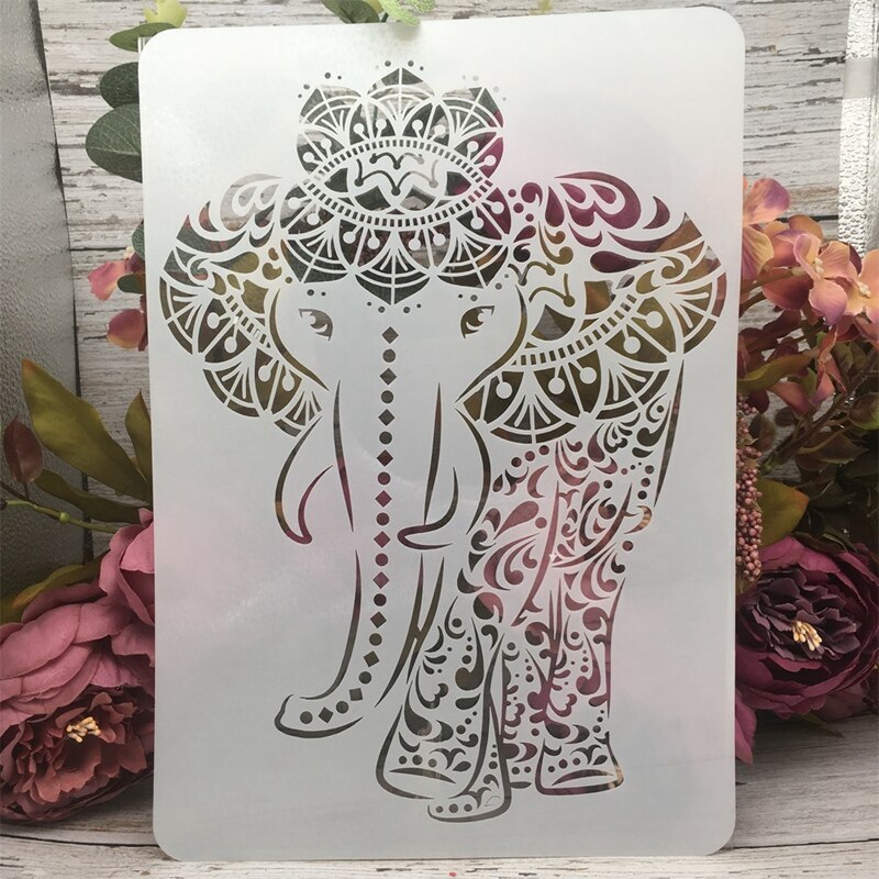 12 Stks/partij A4 Mandala Dieren Diy Muur Gelaagdheid Stencils Schilderij Plakboek Kleuring Embossing Album Decoratieve Template