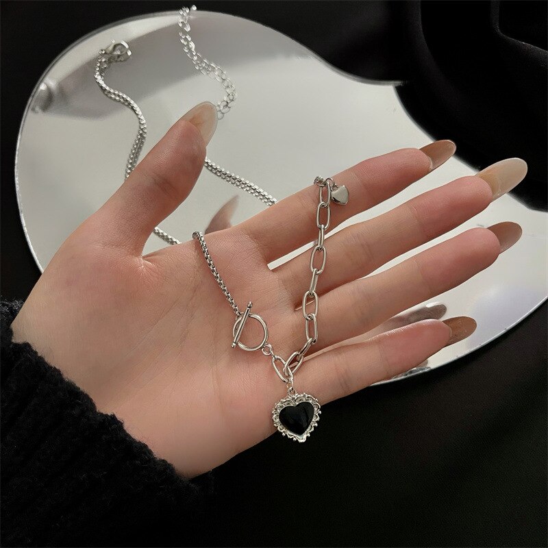 Svart fjäril metall halsband kvinnor trendiga enkelt vilda hänge dingla nyckelbenet kedja smycken