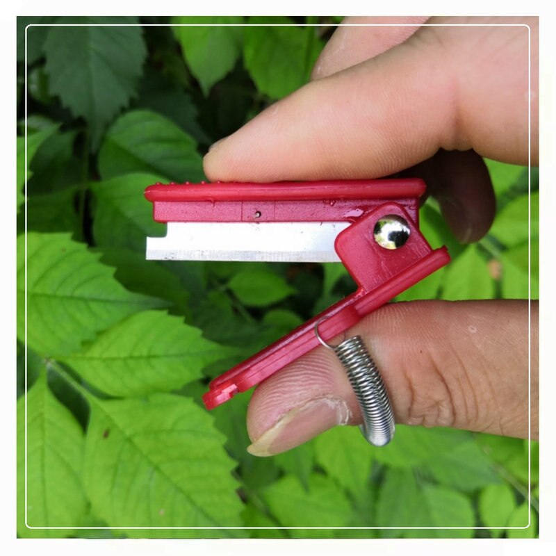1PC Garden Pruner Fruit Picking Device Multifunction Thumb Knife Safe Fruit Blade Tool Cutting Blade Rings Finger Protector