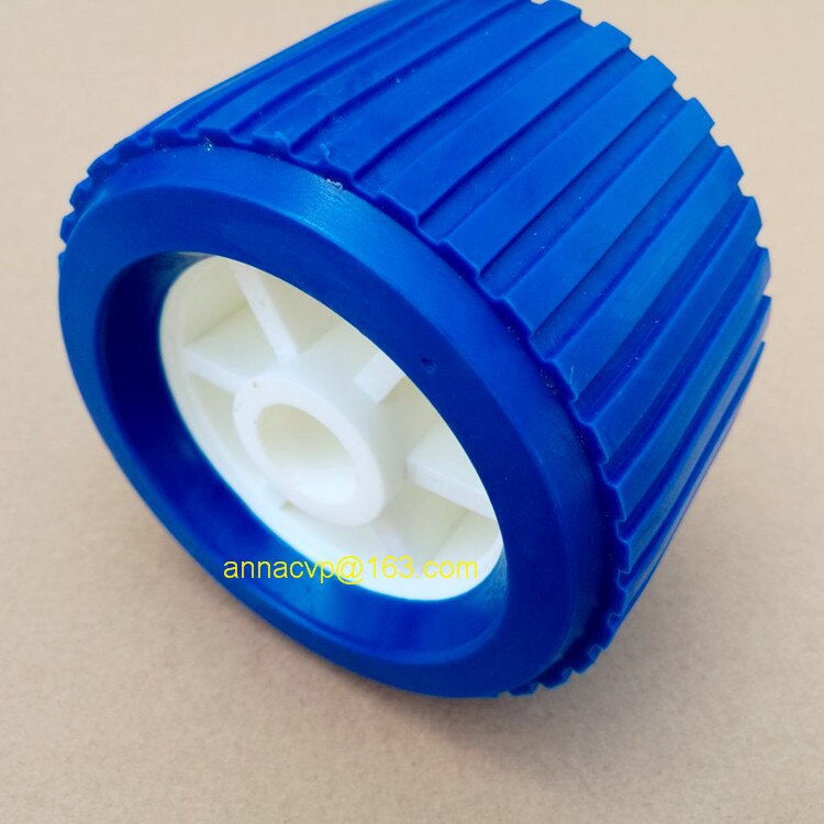 wobble roller for boat trailer , boat trailer roller, trailer parts.
