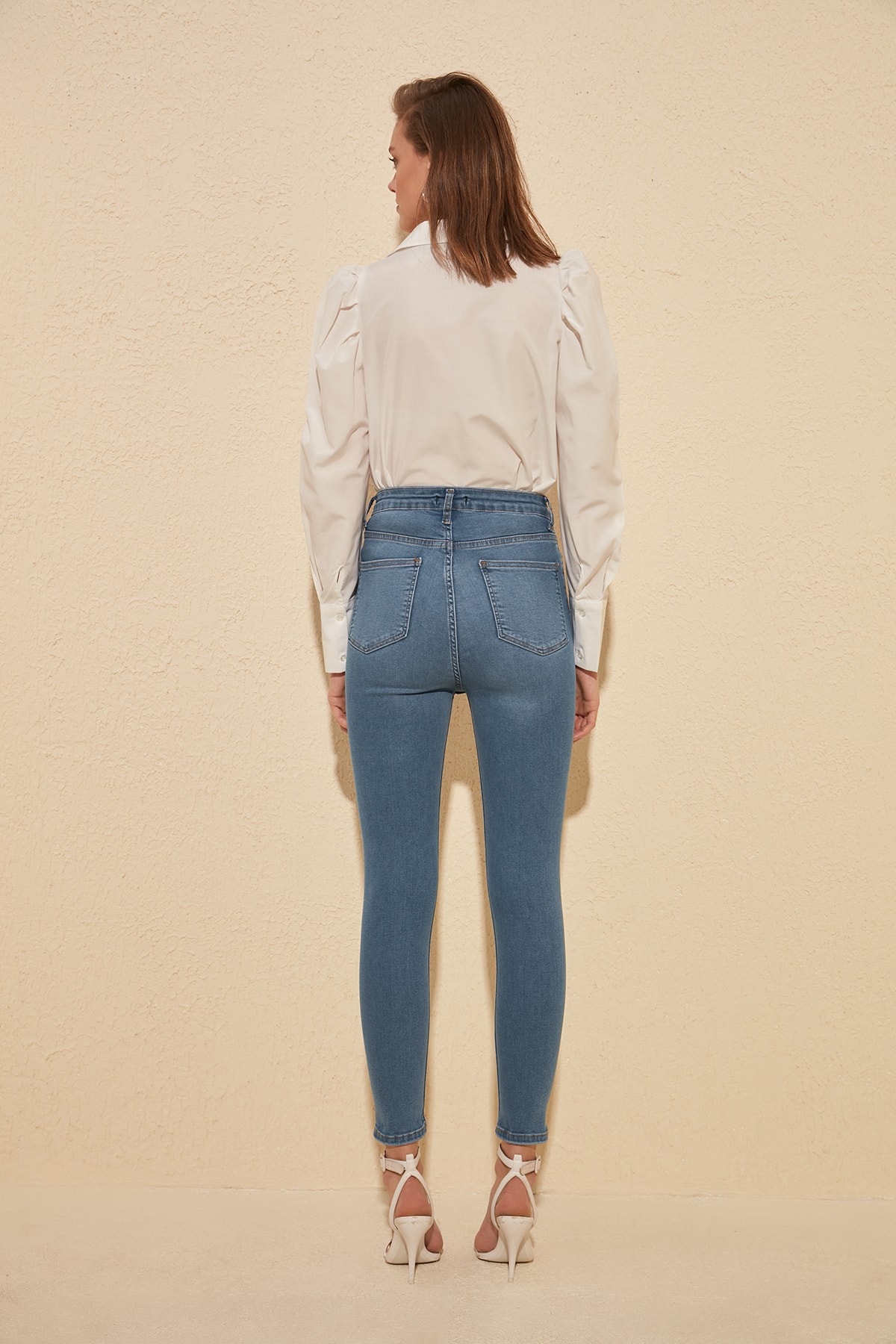 Trendyol Front Button High Waist Skinny Jeans TWOSS20JE0097