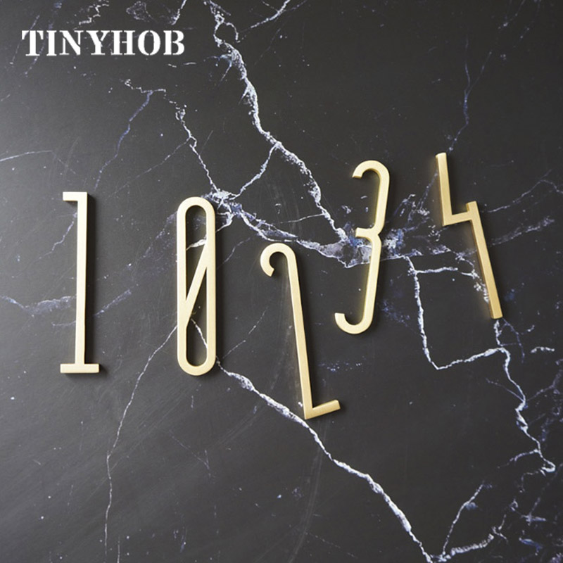 Højde 7cm 2.75 " gyldne messing bogstaver og tal vægindretning villa hotel dørplader figurer sovesal hjemmekontor nummer gør-det-selv