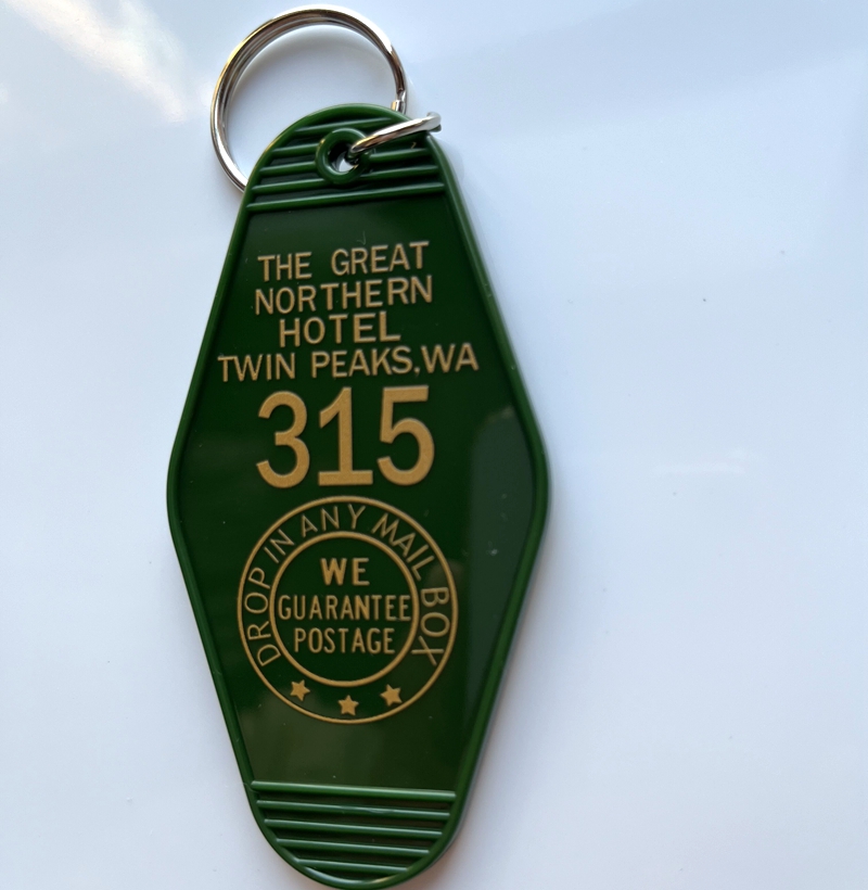 THE GREAT NORTHERN HOTEL TWIN PEAKS 315 KeyChain Keyring Tag Key Chains TV Show The Office Fans Funny Accessory: black
