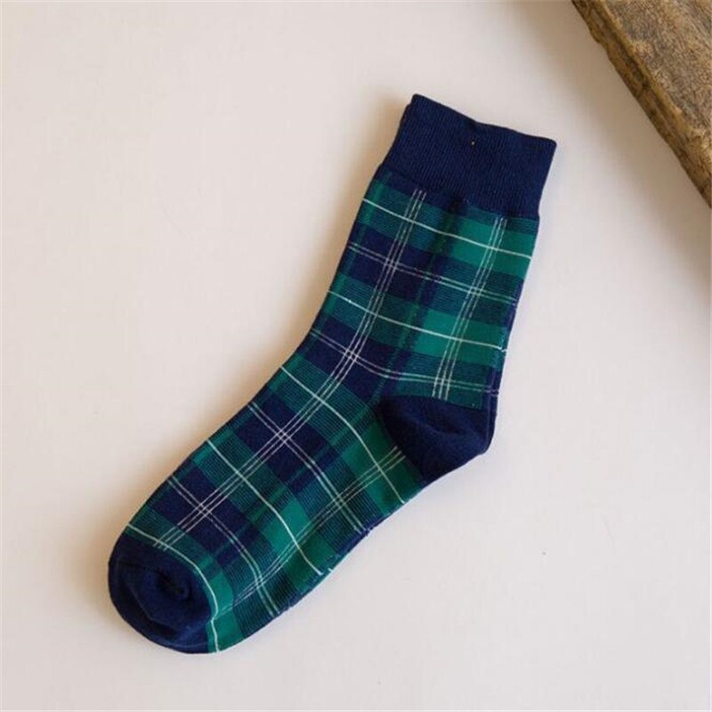 Calcetines Vintage de algodón a cuadros para mujer, medias Kawaii de rejilla de celosía escocesa Retro, de , a la , para Otoño e Invierno