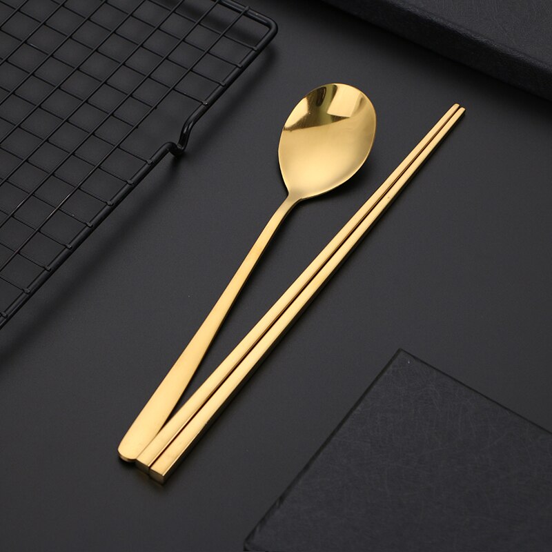 18/10 Korean Stainless Steel Food Chopsticks Spoon Set Long Handle Non-slip Chopsticks Dessert Spoons Dinnerware Set: Gold