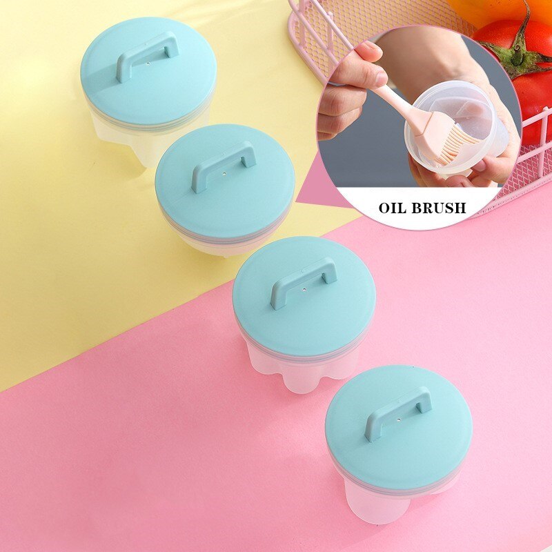 4PCS Practical Cute Egg Boiler Plastic Egg Poacher Set Kitchen Egg Cooker Tools Egg Mold Form with Lid Brush Pancake Maker: Green