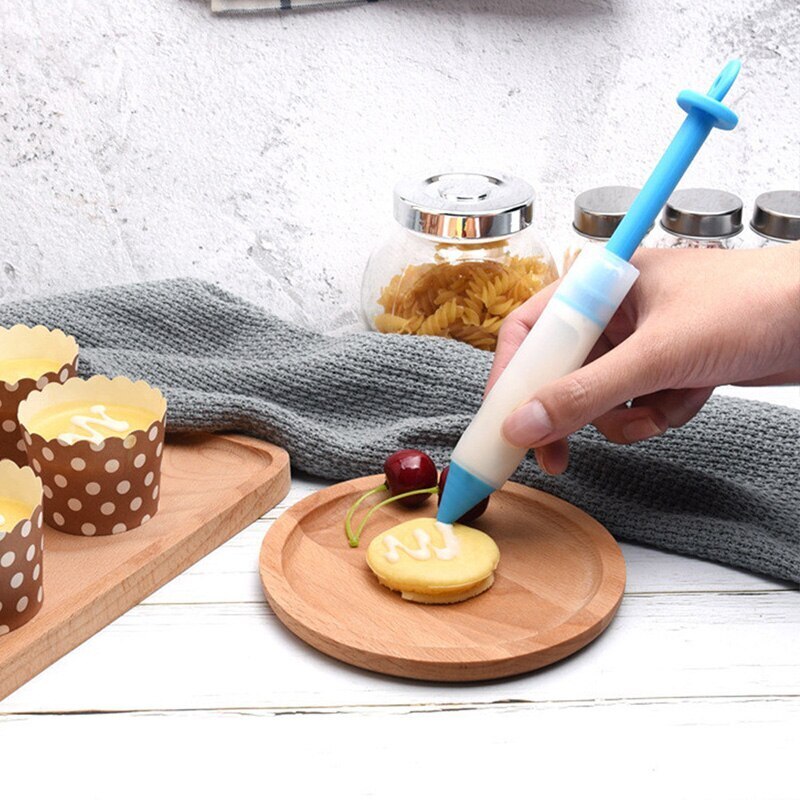 108pcs/set Cake Decorating Tools Cupcake Decorating Kit Baking Supplies Rotating Turntable Stand Piping Bags Pastry Baking Tool