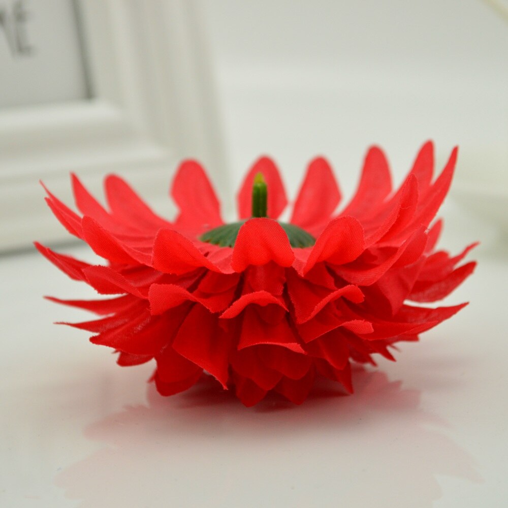 10 stuks kunstbloemen goedkoop voor bruiloften, banketten, huisdecoratie, doe-het-zelf krans, handgemaakte bloemkunst, zijden gerbera, chrysanthemum: Rood