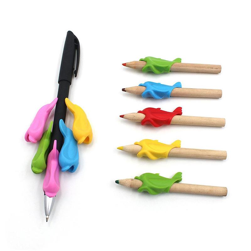 19 stk børne pen grip crossover pen gripper skrivehjælp til børn børn lektietegning (tilfældig farve , 5 stk dobbelt finger pe