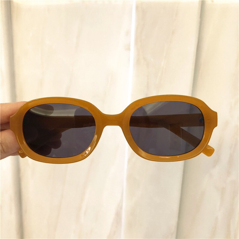 Vem sötnos trendiga 90s solglasögon dammärke retro oval båge solglasögon nyanser korea stil sunnies kvinnlig  s161: C4 st karamellgrå
