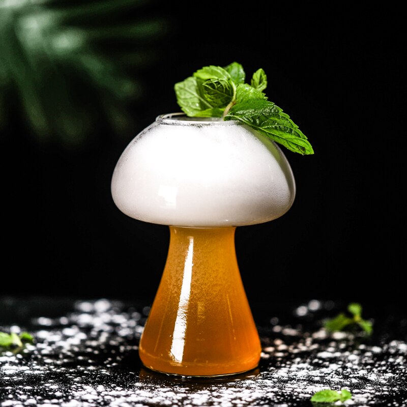 Sjampinjong cocktail glass molekylær gastronomi bar utbedring bartender spesiell øl vinglass beger kjøligere kopp beruset vidro