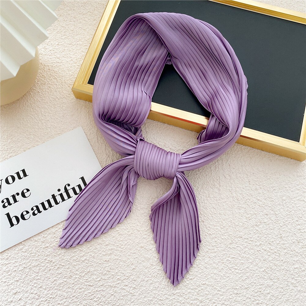 Petite écharpe soyeuse en Satin pour femmes, Foulard froissé froissé à la , châle, Bandana, mouchoir: Violet
