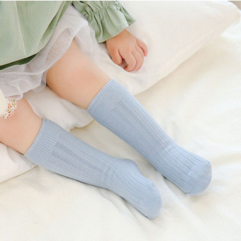 Autunno inverno bambino ginocchio alto lungo cotone tinta unita striscia calzini lavorati a maglia gamba calda per 0-3Y bambini neonati bambini ragazze ragazzi
