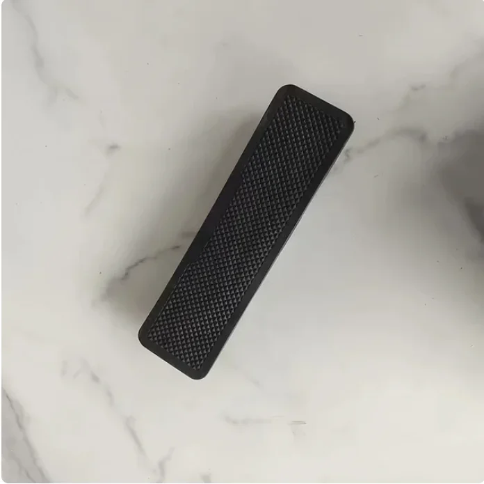 Cepillo para el cuidado de caballos, limpieza de masaje, eliminación de garrapatas y pulgas, accesorios de peine de goma para el cabello, melena corporal, cepillo para montar con cerdas de cola 6 en 1: Negro