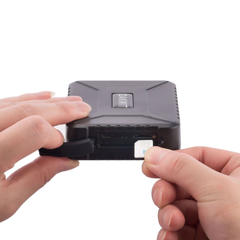 Mini GPS Vehicle Tracker TK8002 with Strong Magnet Fall Off Vibration Alarm with Dustproof Bag Realtime Tracking Device Locator