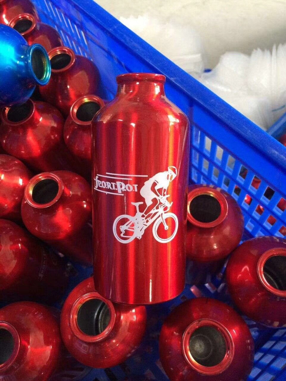 Fietsketel aluminiumlegering waterkoker sportketel bakverf fietsketel mountainbike 500ml vijf kleuren