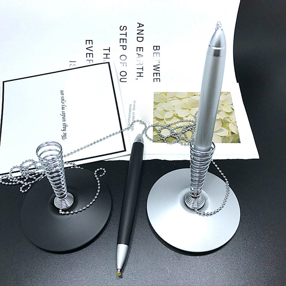 Balpenset met metalen ketting Ronde basis Premium materiaal Glad schrijven Ergonomisch Ideaal voor kantoor School Thuis Zwart