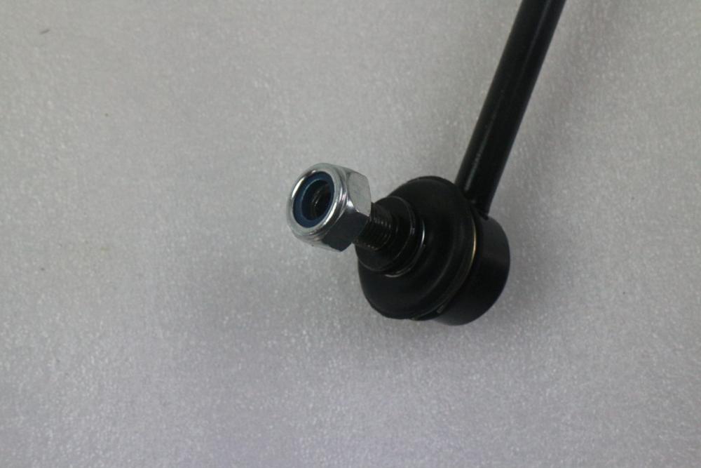 Barra Estabilizadora Delantera (link) Para Toyota Prius 1.5, Avensis Y Corolla – Incluye Tornillos