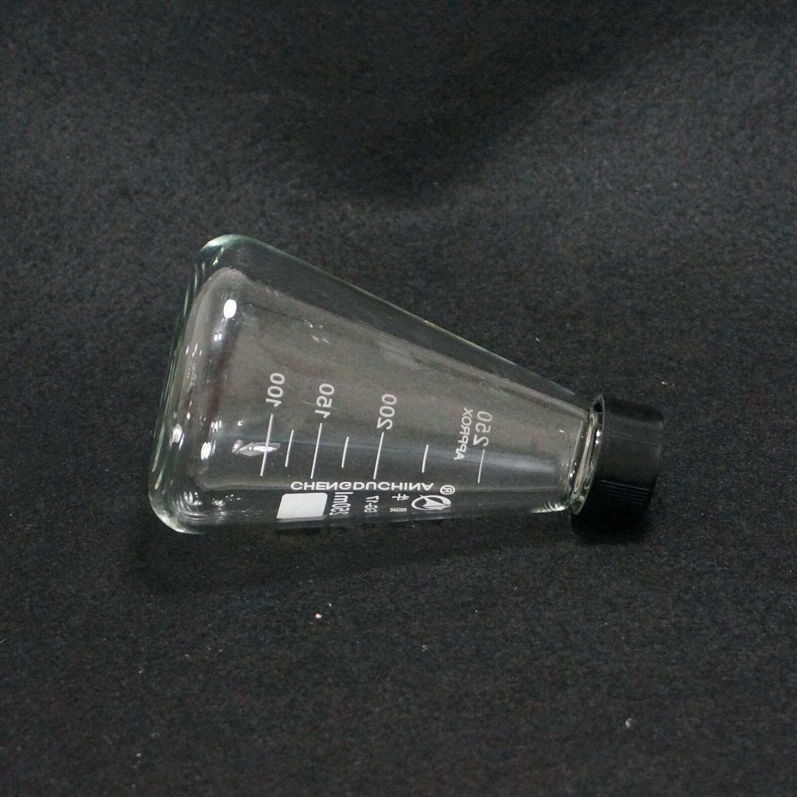 250ml Borosilicate Glass Conical Erlenmeyer Flask with Cover For Chemistry Laboratory