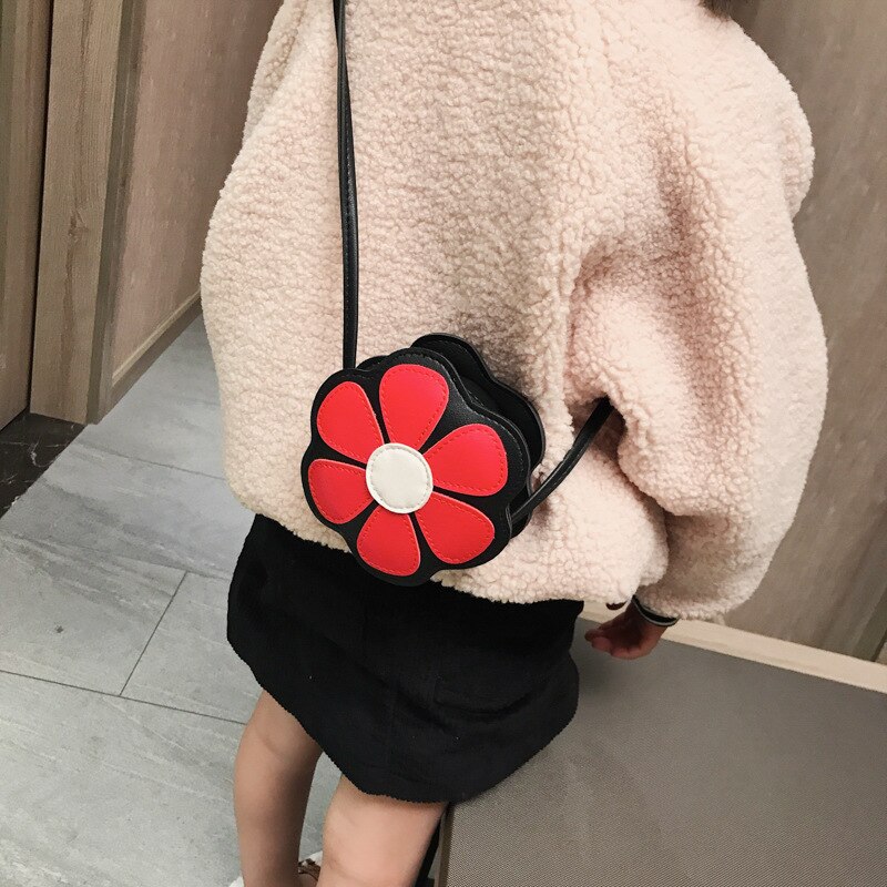 Nouvelle mignon en cuir sac à main enfant en bas âge enfants filles fleur épaule sac à main fourre-tout sac à main bandoulière petits sacs porte-monnaie enfants