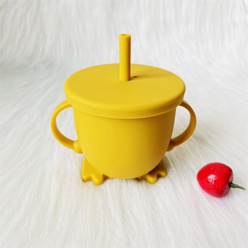 1Pcs Silicone Cartoon Children's Snack Cups -Proof Portable Shape Silicone Cups Safety Environmental: 16