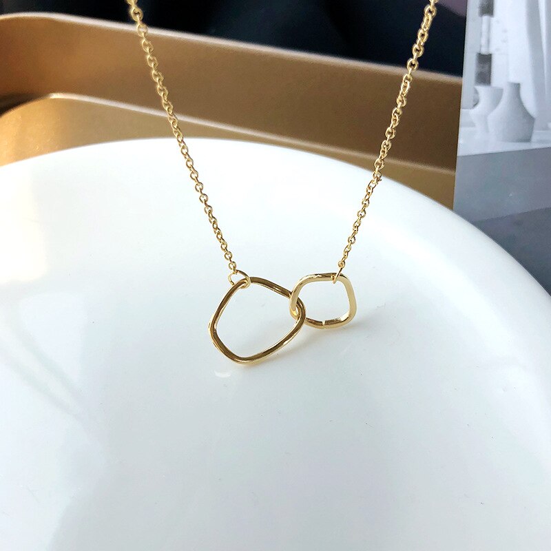 Cool Cool fille vie quotidienne tenue ras du cou belle chaîne en métal Style formes géométriques explicite collier accessoires simples: Default Title