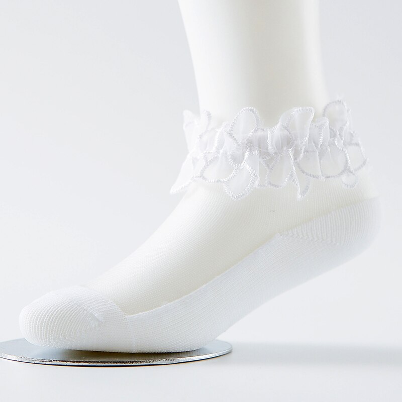 Ankomster vår sommar baby flickor spetsstrumpor ultratunna spetsar osynliga strumpor prinsessa kristall skira strumpor 0-2y: Vit / 24m