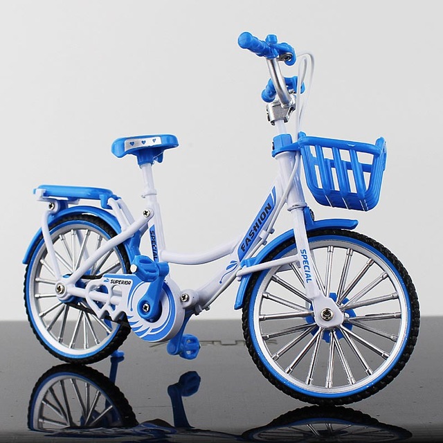 1:10 Bilancia Bicicletta Della Lega di modello 4 stili City Piegato Bicicletta Della Bici Della Strada Pressofusi In Lega di Metallo Modelli di Biciclette Per i bambini di Raccolta giocattolo: City Bike Blue