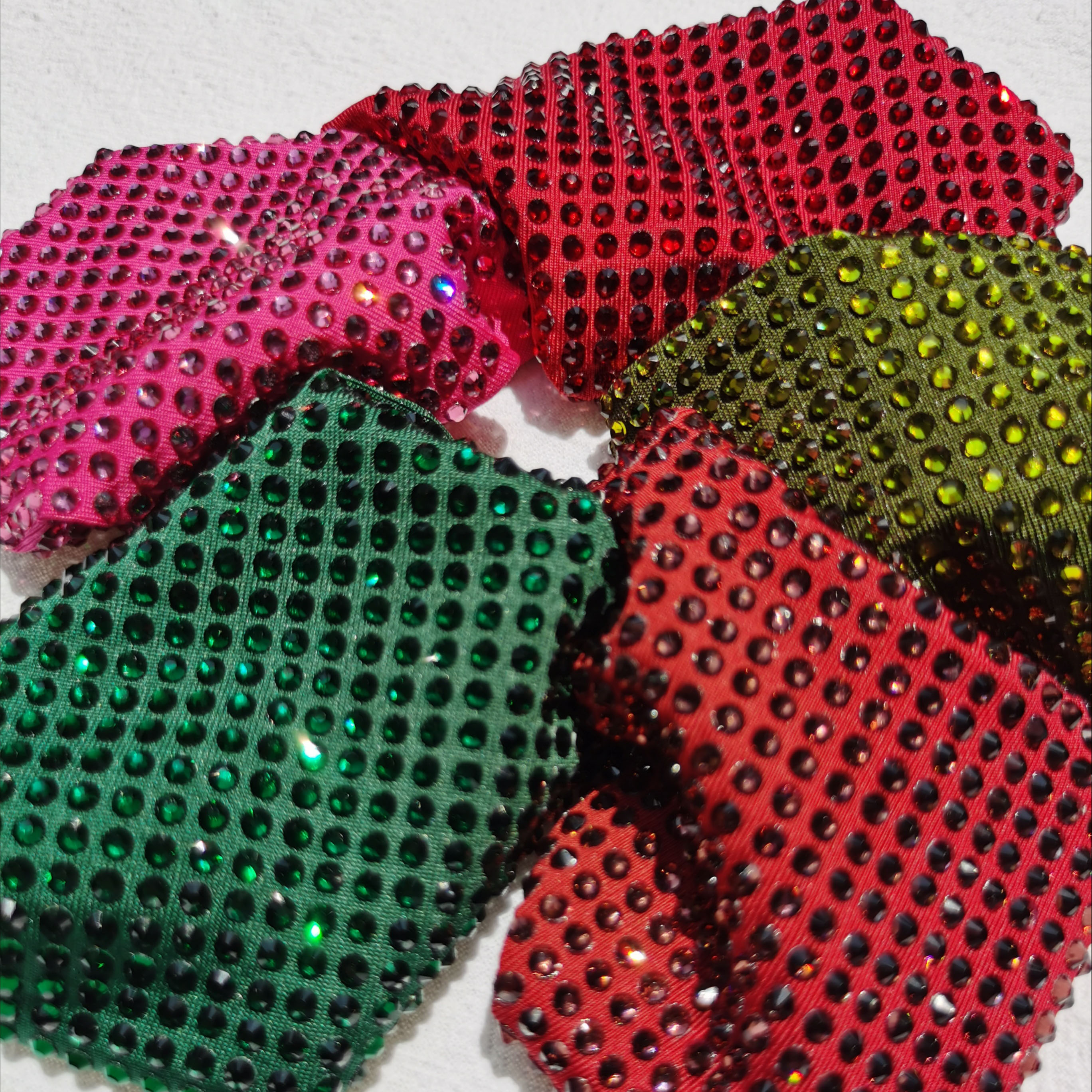 Tissu élastique en Polyester et Spandex | Strass cristal vert de , tissu extensible, paillettes brillantes