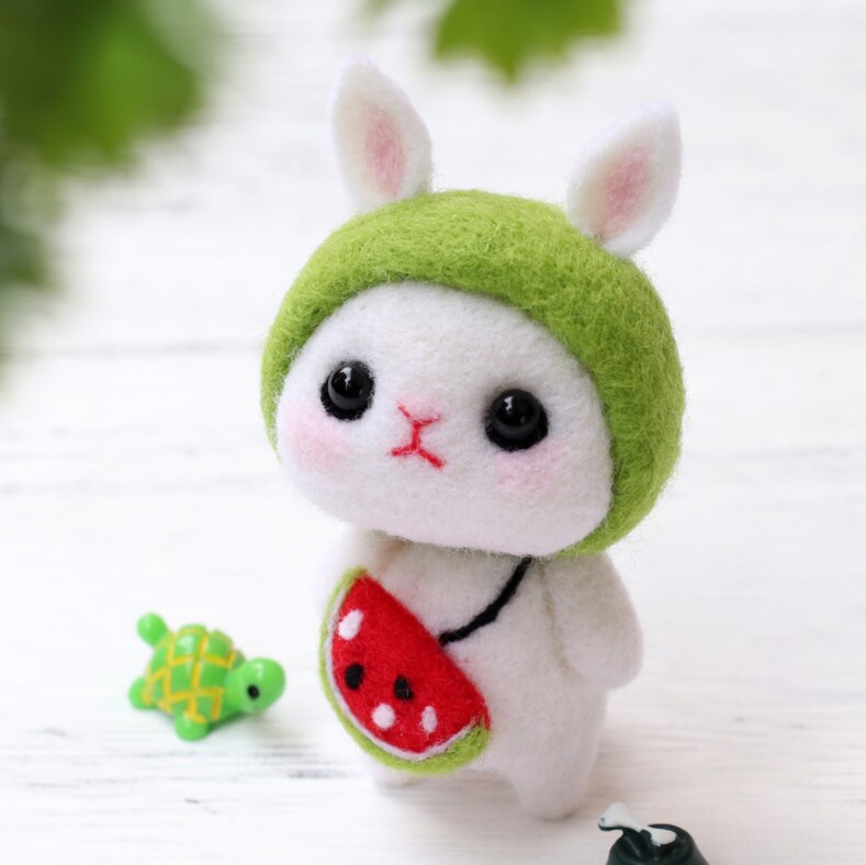 Handmade diy material package with wool felt poke and poke music cute pet puppy cute pet bunny series combination: Watermelon Bunny