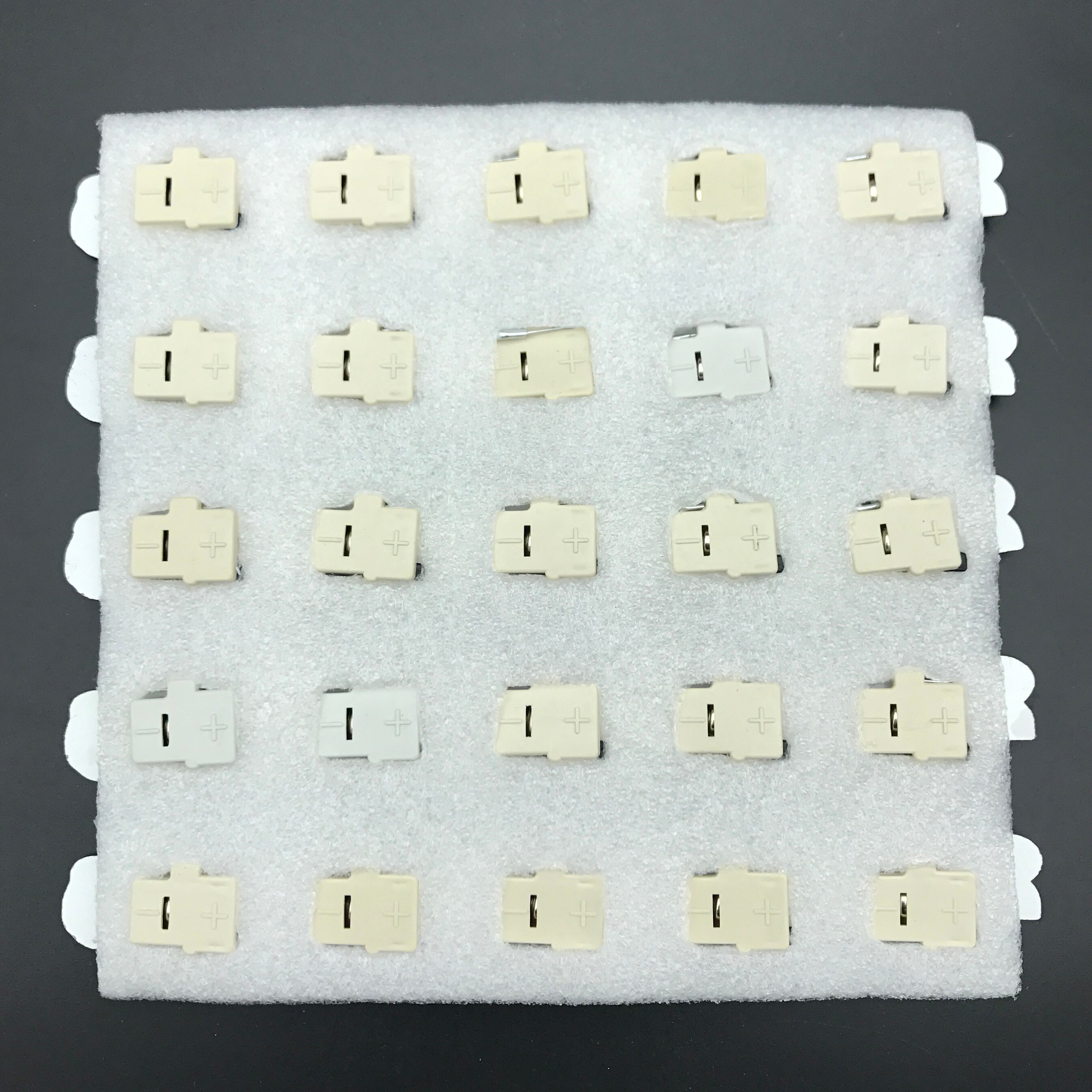Glow in the Dark Led Licht Up Broches en Pins Christmas Party Decoration Party Gunsten Jaar Party Props badges