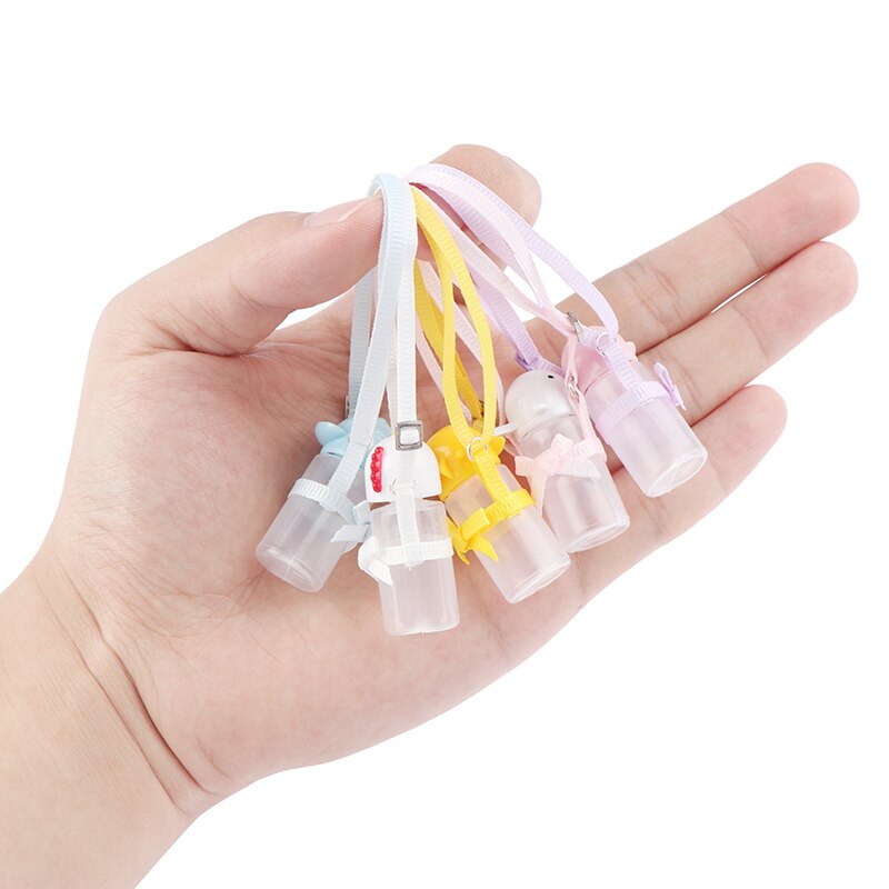 1pc 1/12 poppenhuis miniatuur accessoires waterbeker waterkoker speelgoed dop kan worden geopend willekeurige kleur